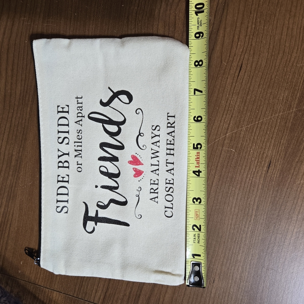 Nwt cosmetic bag - Picture 4 of 5